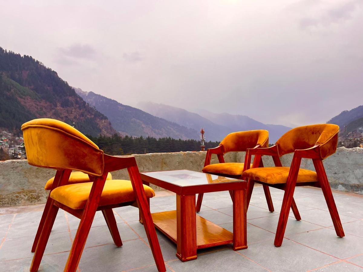 Le Green Resort, Mall Road Manali Exteriör bild
