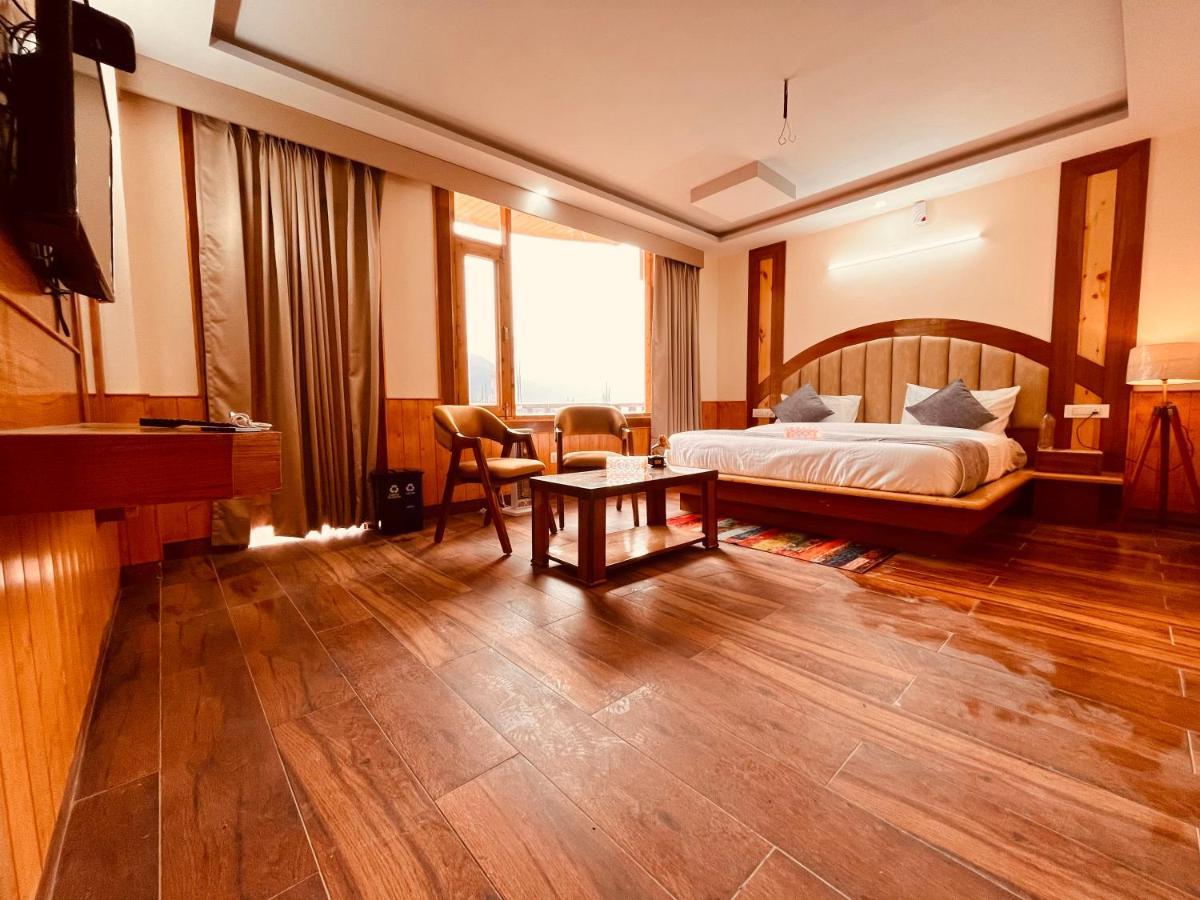 Le Green Resort, Mall Road Manali Exteriör bild