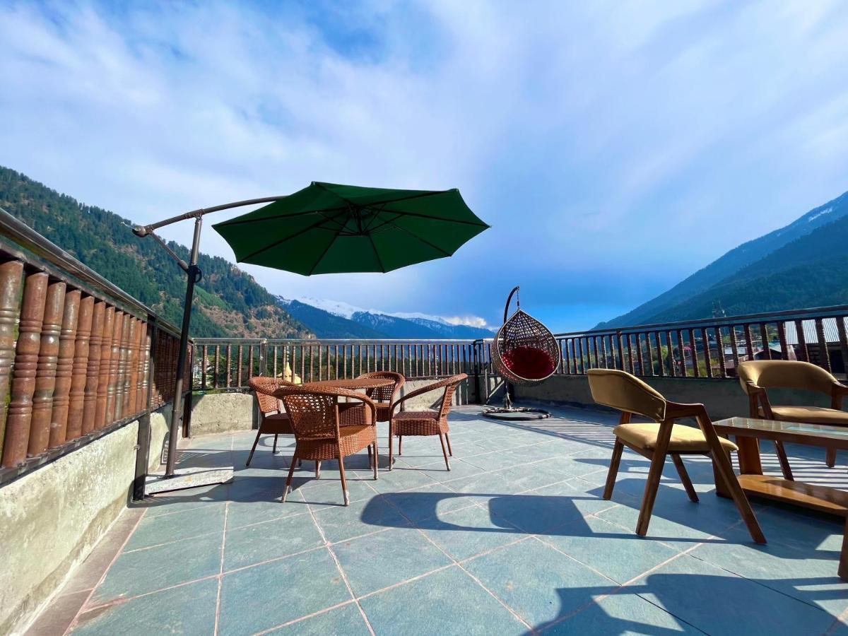 Le Green Resort, Mall Road Manali Exteriör bild